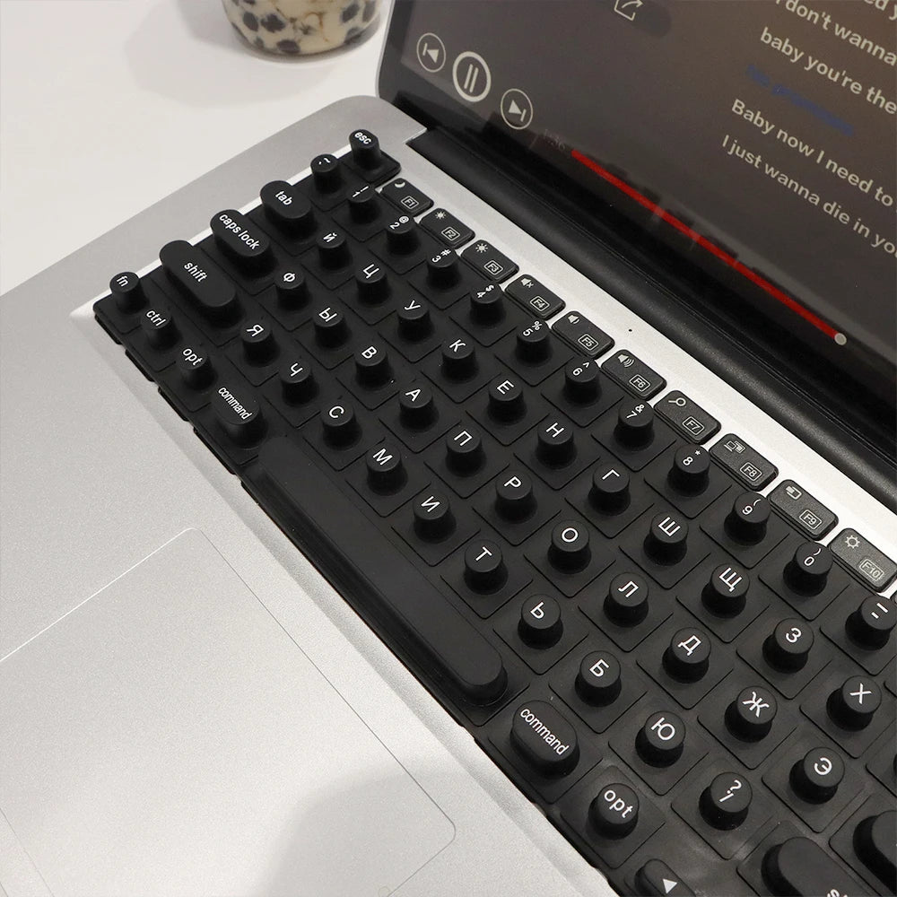 No Typ0 Keyboard Cover Black Round